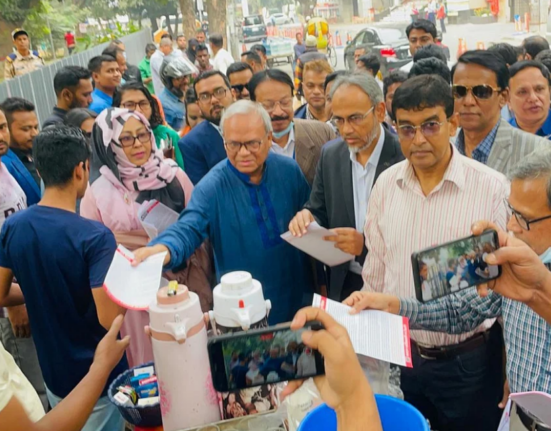 পতাকা বৈঠক করে ছাগল ফেরত দেওয়া শতাব্দীর শ্রেষ্ঠ তামাশা: রিজভী