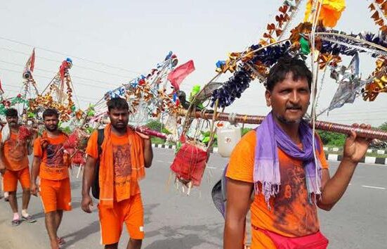 কাওয়ার যাত্রা বিতর্কে সুপ্রিম কোর্টের নির্দেশ: 'নাম লিখতে বাধ্য করা যাবে না'