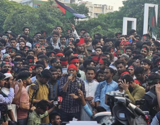 রাষ্ট্রপতির পদত্যাগসহ ৫ দফা দাবি স্বাধীনতা-সার্বভৌমত্ব রক্ষা কমিটির